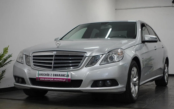 Mercedes-Benz Klasa E cena 49900 przebieg: 319107, rok produkcji 2009 z Niemodlin małe 742